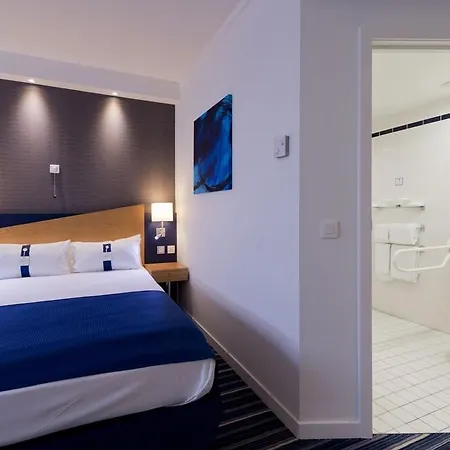 Hotel Express North By Ihg 3*